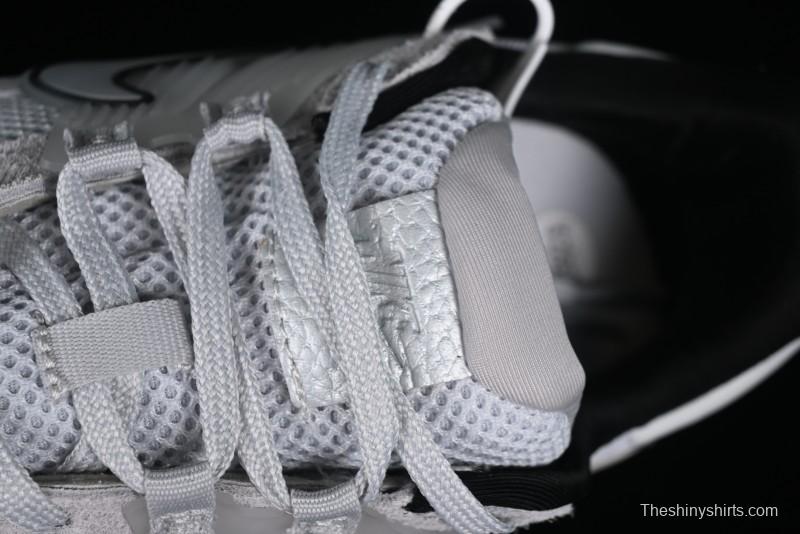 Nike Runtekk V2K Retro Low-Top Running Shoes with Cushlon Midsole and Distressed Effect - FN6703-002