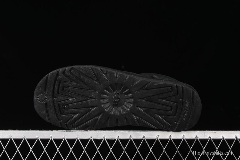 UGG Classic Ultra Mini Short Boots with Genuine Australian Sheepskin and TREADLITE Outsole - 1116109