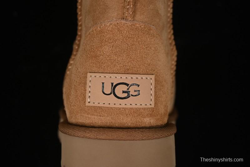 UGG Classic Short II Genuine Shearling Snow Boots with TREADLITE Outsole - 1016223