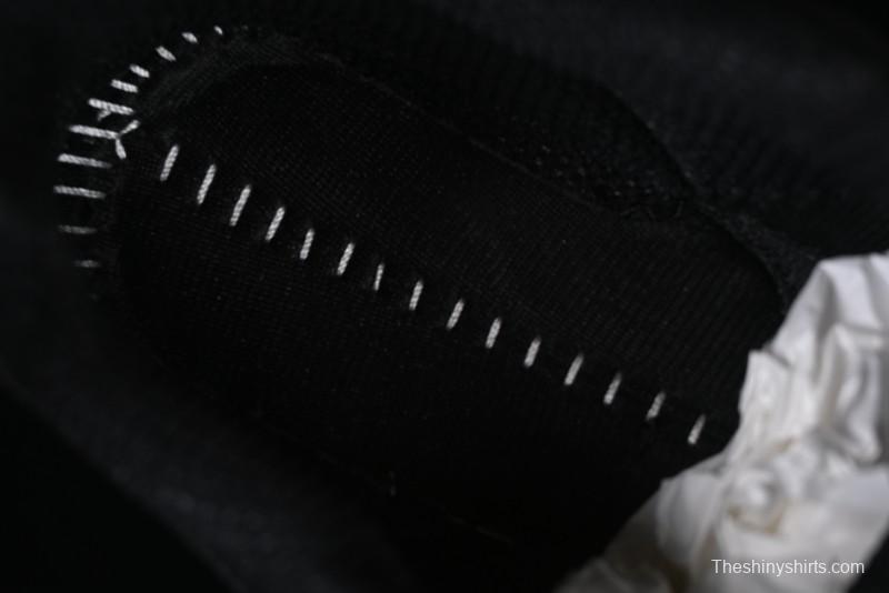 New Balance 990 Series Premium Retro Running Shoes with Carbon Fiber Midsole - M990BK4