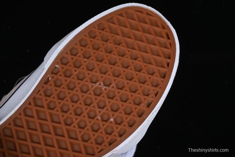 Vans Knu Skool Low-Top Retro Casual Vulcanized Sneakers - VN000CS0C3S