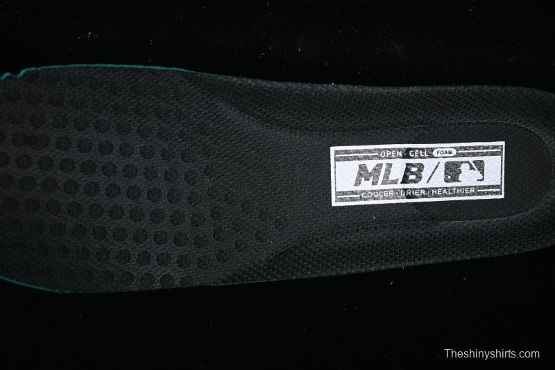 NY Yankees Black Leather Sneakers with Bold Blue Logo
