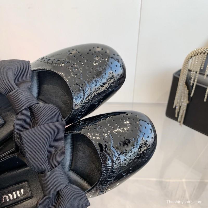 2025 Women Miu Miu Black Patent Leather Mary Jane Bow KFY00280