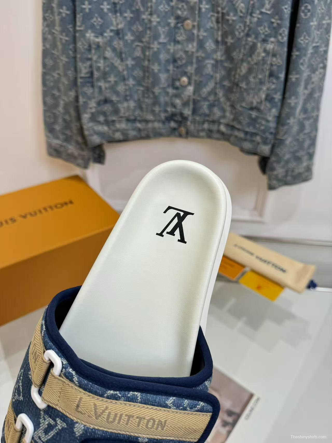 2025 Slippers Louis Vuitton Blue Canvas Slippers LY