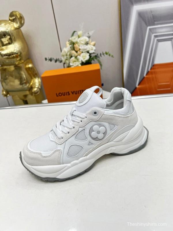 2025 Unisex Louis Vuitton White Leather Mesh Running Shoes LY00340