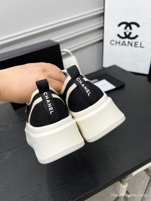 2025 Women Chanel Black White Canvas Sneakers LY00250