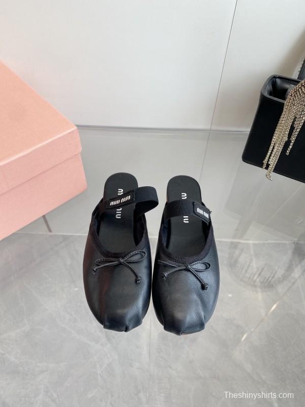 2025 Women Miu Miu Black Leather Ballet Flat Elastic Band
