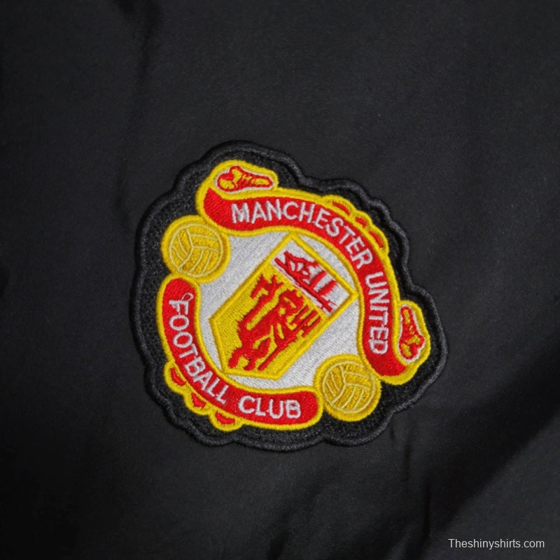 25/26 Manchester United Jacket Black Windbreaker