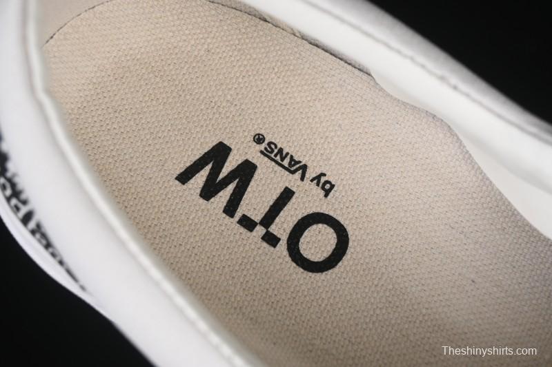 Vans Era 44 Low-Top Casual Skate Shoes with All-Over Logo Print - VN0A3MQ5PZP1