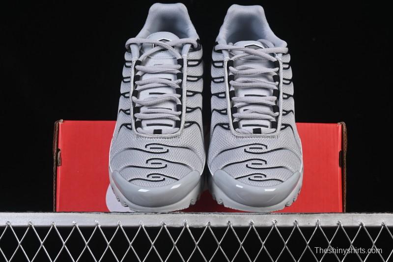 Nike Air Max Plus Retro Running Shoes with Air Cushion Technology - 852630-021