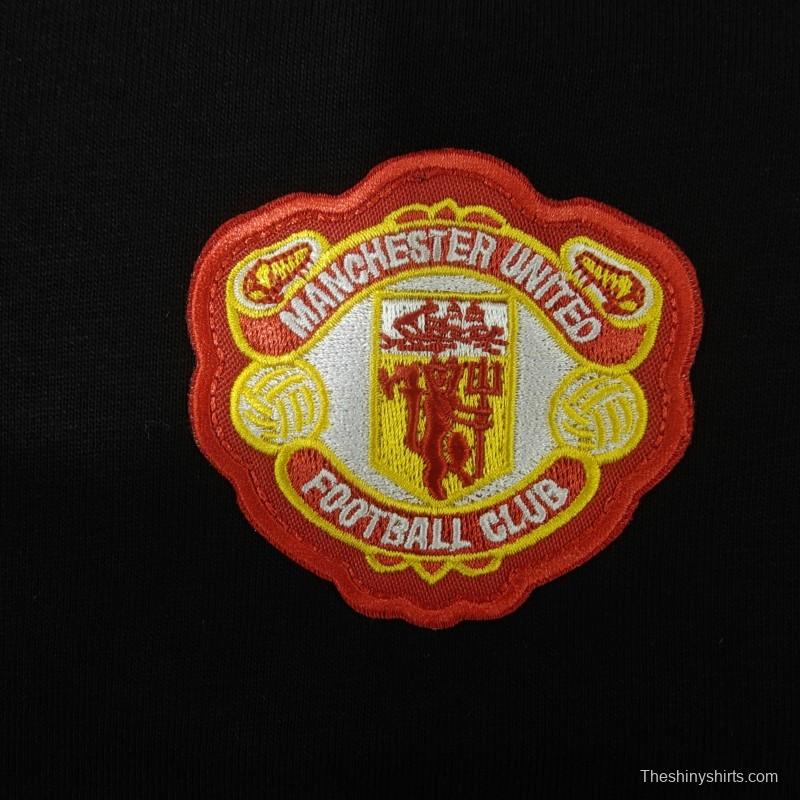 25/26 Manchester United Retro Embroidered Logo Hoodie 9 Colors